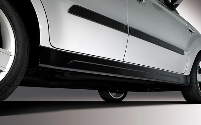 Kia Side Skirt B2F30AB500AH4